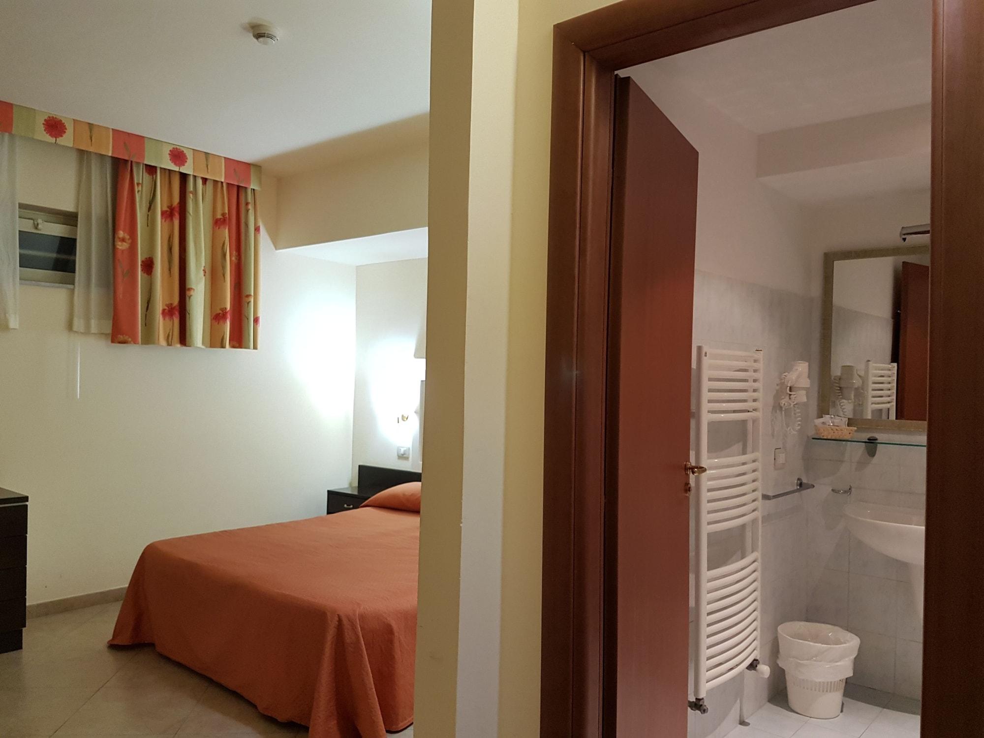 Hotel Orizzonte Letojanni Exteriér fotografie