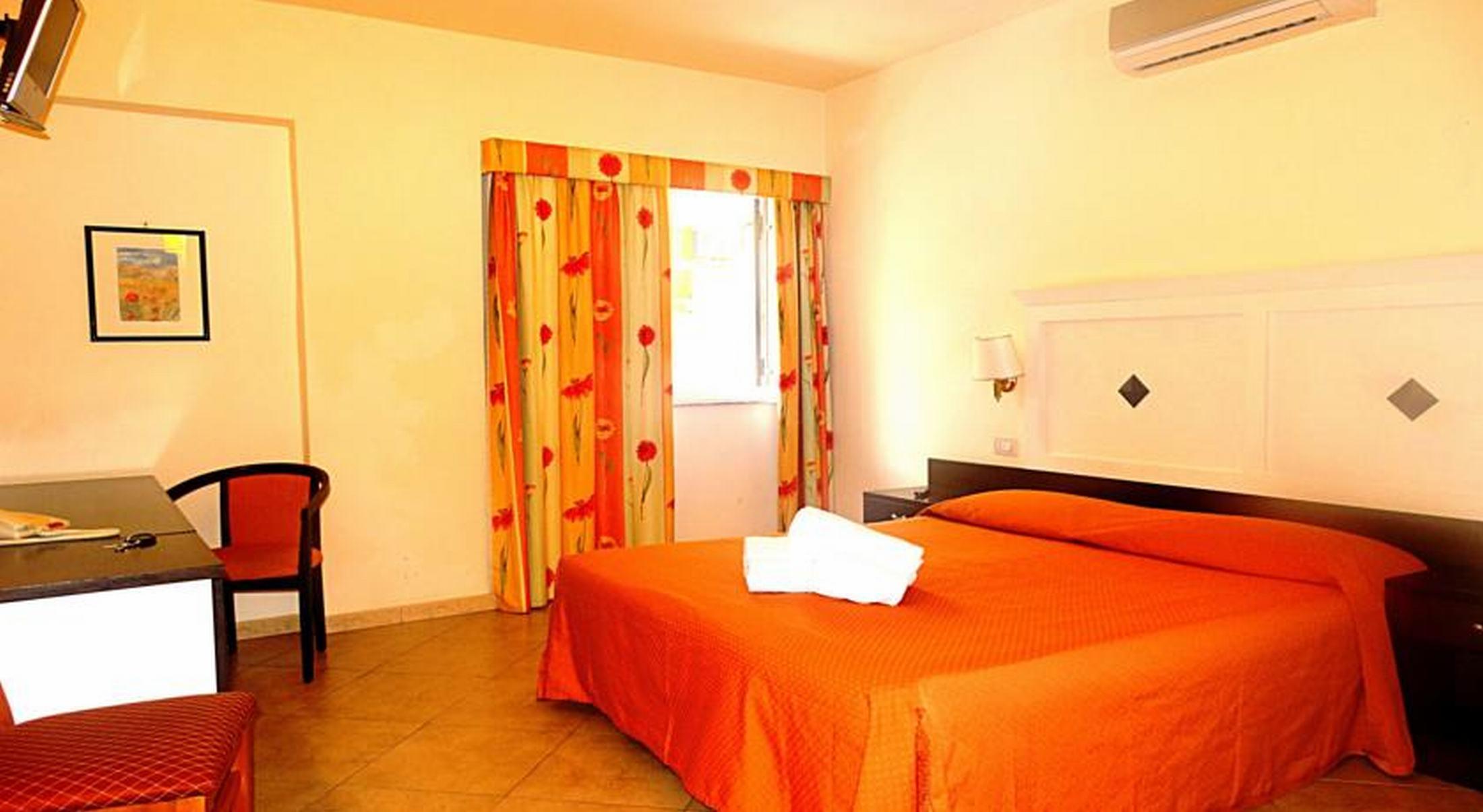 Hotel Orizzonte Letojanni Exteriér fotografie