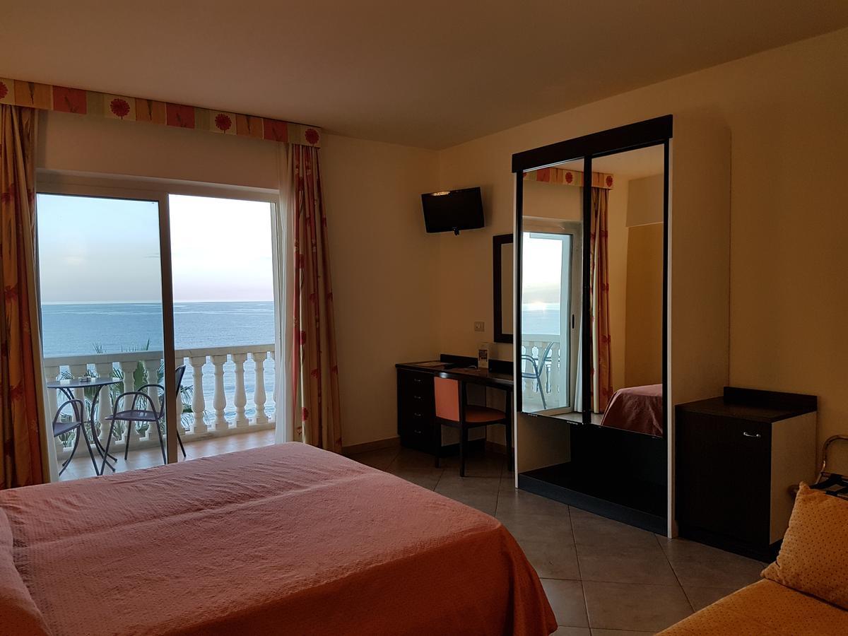 Hotel Orizzonte Letojanni Exteriér fotografie