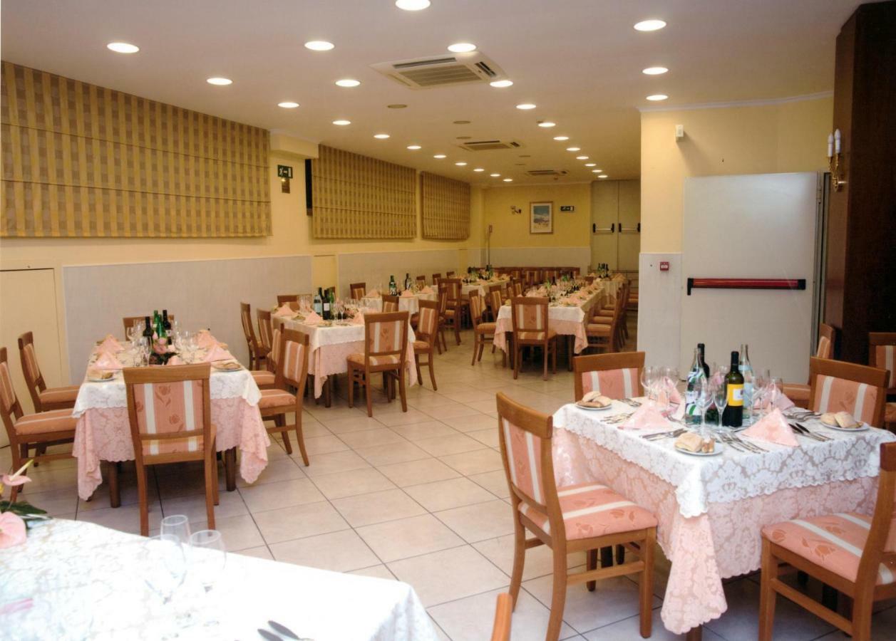 Hotel Orizzonte Letojanni Exteriér fotografie